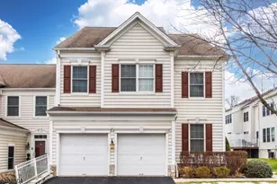 136 Hickory Hill Blvd, Totowa, NJ 07512 - Photo 2