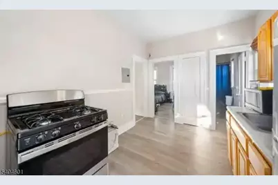 425-427 3rd Ave, Elizabeth, NJ 07206 - Photo 12