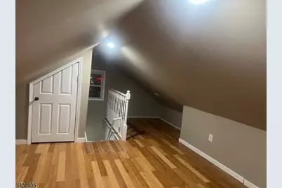 1090 Salem Rd, Union Township, NJ 07083 - Photo 18