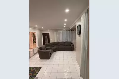 1090 Salem Rd, Union Township, NJ 07083 - Photo 10