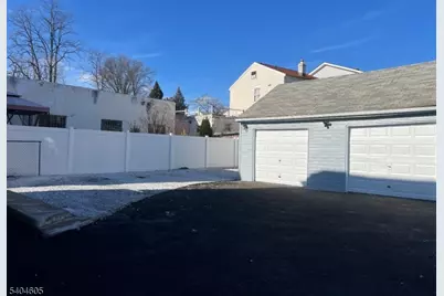 1090 Salem Rd, Union Township, NJ 07083 - Photo 34