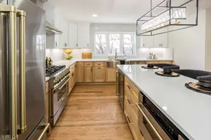 415 Mt Prospect Ave, Clifton, NJ 07012 - Photo 8