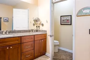 319 Regency Pl, Woodbridge Township, NJ 07095 - Photo 10