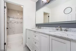 608 Dunn Cir, Bridgewater, NJ 08807 - Photo 16