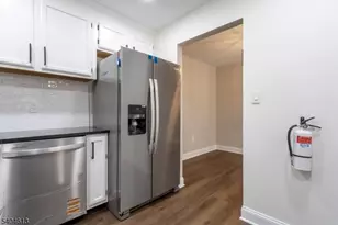 608 Dunn Cir, Bridgewater, NJ 08807 - Photo 8