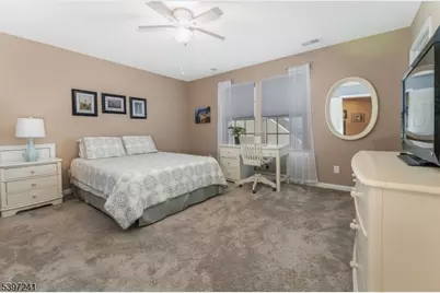 12 Barnett Road, Raritan Township, NJ 08822 - Photo 24