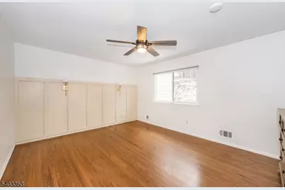 44 Littlewood Ct, Wayne Twp., NJ 07470 - Photo 8