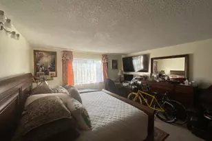 1190 W St George, Linden, NJ 07036 - Photo 12