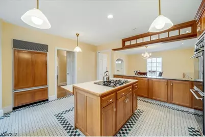 74 Duffield Dr, South Orange, NJ 07079 - Photo 10