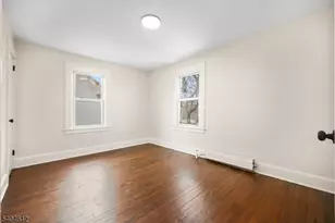 21 Eastern Pkwy, Newark, NJ 07106 - Photo 24