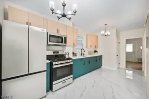 21 Eastern Pkwy, Newark, NJ 07106 - Photo 20