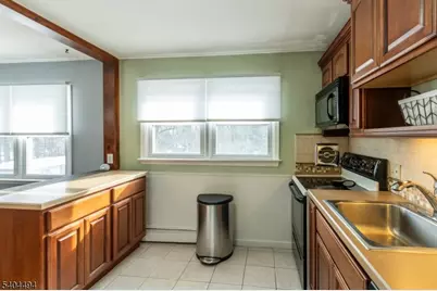 13 Apache Trl, Rockaway Township, NJ 07866 - Photo 18