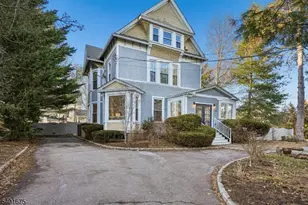 386 Park St, Montclair, NJ 07043 - Photo 2
