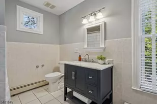 386 Park St, Montclair, NJ 07043 - Photo 30