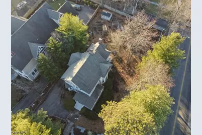 386 Park St, Montclair, NJ 07043 - Photo 44