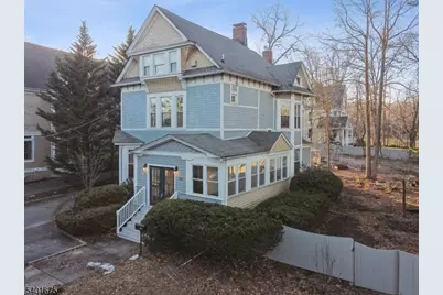 386 Park St, Montclair, NJ 07043 - Photo 42