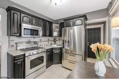 174 Colfax Ave, Clifton, NJ 07013 - Photo 2