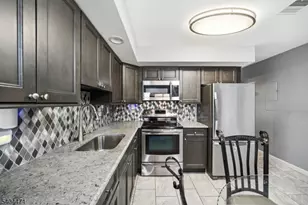 31 Fairmount Ave, Hackensack, NJ 07601 - Photo 14