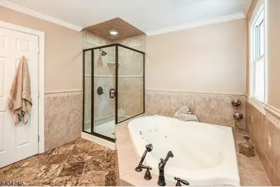 2 Eden Pl, Wayne, NJ 07470 - Photo 18