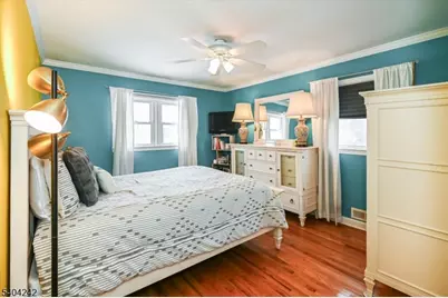 2 Eden Pl, Wayne, NJ 07470 - Photo 22