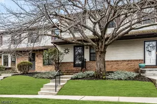 135 Cynthia Dr, Mansfield Township, NJ 07840 - Photo 2