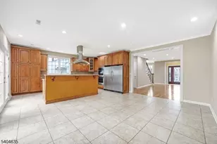 585 Mt Prospect Ave, Clifton, NJ 07012 - Photo 18