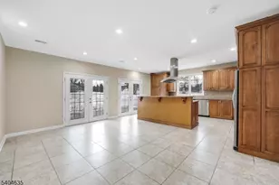 585 Mt Prospect Ave, Clifton, NJ 07012 - Photo 14