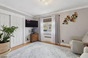 391 Ave E, Bayonne, NJ 07002 - Photo 12