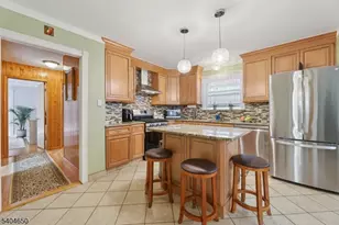 391 Ave E, Bayonne, NJ 07002 - Photo 16