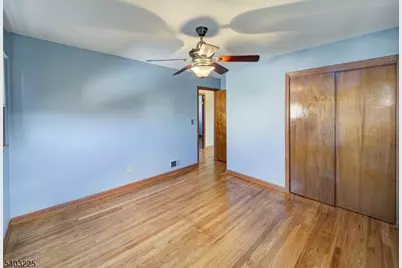 5 Clare Ct, Manville, NJ 08835 - Photo 14