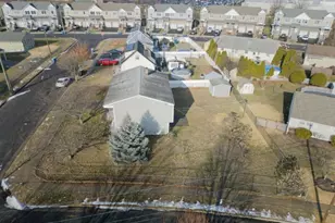 5 Clare Ct, Manville, NJ 08835 - Photo 34