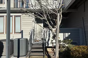 748 Mainsail Ln, Secaucus, NJ 07094 - Photo 1