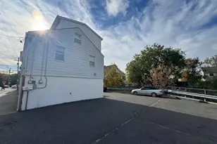 85 Berkshire Ave, Paterson, NJ 07502 - Photo 2