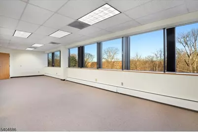 140 Littleton Rd, Parsippany, NJ 07054 - Photo 4