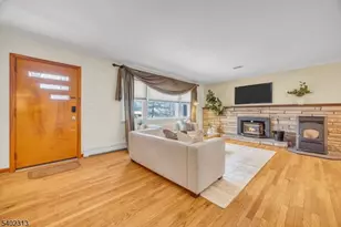 128 Old Croton Rd, Raritan Township, NJ 08822 - Photo 4