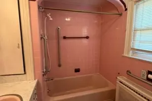 136 Roosevelt Ave, Clifton, NJ 07011 - Photo 14