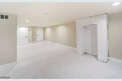 50 Hillyer St, Orange, NJ 07050 - Photo 24