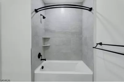 255 Ridge Rd #18, Lyndhurst Township, NJ 07071 - Photo 14