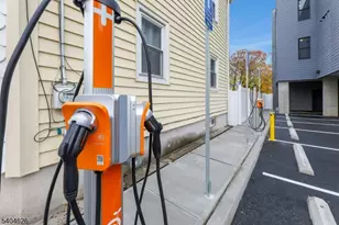 255 Ridge Rd, Lyndhurst Township, NJ 07071 - Photo 18