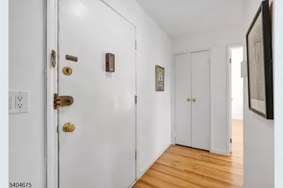 605 Grove St #16, Clifton, NJ 07013 - Photo 6