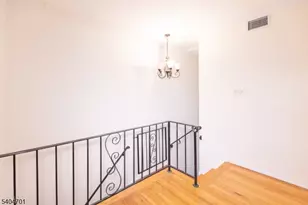 187 Evergreen, Edison, NJ 08837 - Photo 8