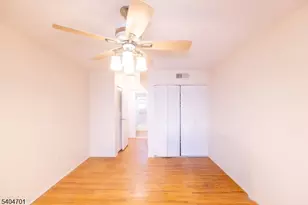 187 Evergreen, Edison, NJ 08837 - Photo 16