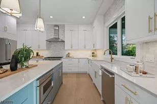 4 Drummond Terrace, Livingston, NJ 07039 - Photo 10