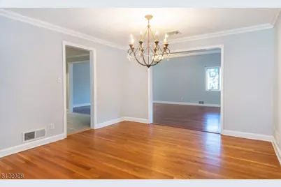 93 Irving Ave, Livingston, NJ 07039 - Photo 10