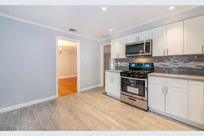 93 Irving Ave, Livingston, NJ 07039 - Photo 8