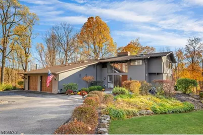 39 Woodland Rd, Mendham Township, NJ 07945 - Photo 2
