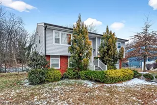 179 Phillips Rd, Franklin Township, NJ 08873 - Photo 2