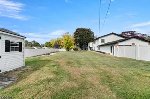 418 Liggett Blvd, Pohatcong Township, NJ 08865 - Photo 8