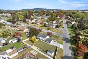 418 Liggett Blvd, Pohatcong Township, NJ 08865 - Photo 14