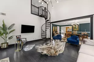 73 Big Piece Rd, Fairfield, NJ 07004 - Photo 4